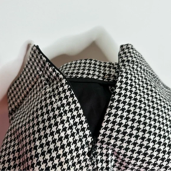 Sezane Clara Houndstooth Trousers in Ecru Black - Picture 12 of 14